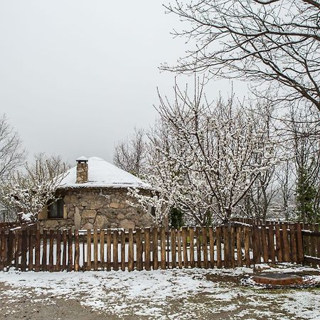 Apartamentos Rurales El Solitario Banos De Montemayor Dış mekan fotoğraf