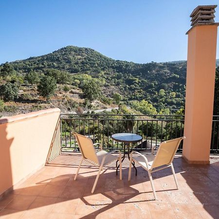 Apartamentos Rurales El Solitario Banos De Montemayor Dış mekan fotoğraf