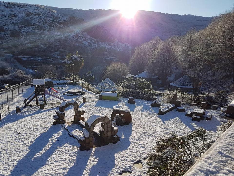 Apartamentos Rurales El Solitario Banos De Montemayor Dış mekan fotoğraf